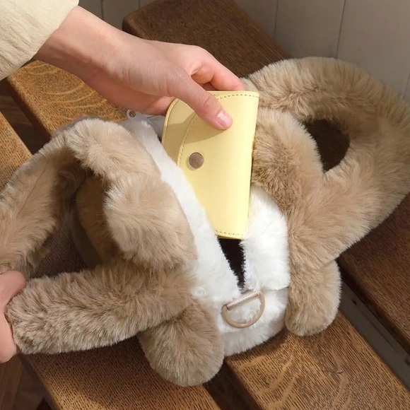 (Authentic) Labubu The Monsters Plush Flower Bag - Picture 3 of 8